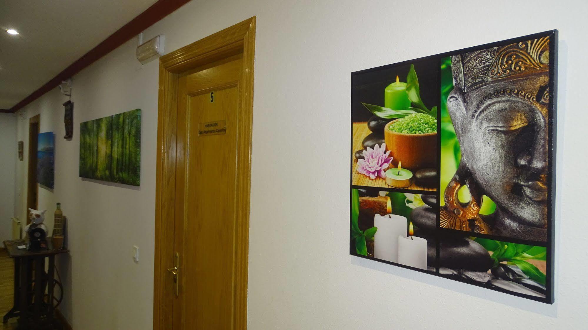 Hostal Lucus Lugo Exterior photo